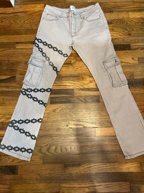 Forever Hungry Beige Bootcut Cargo Jeans with Black Chain Accent